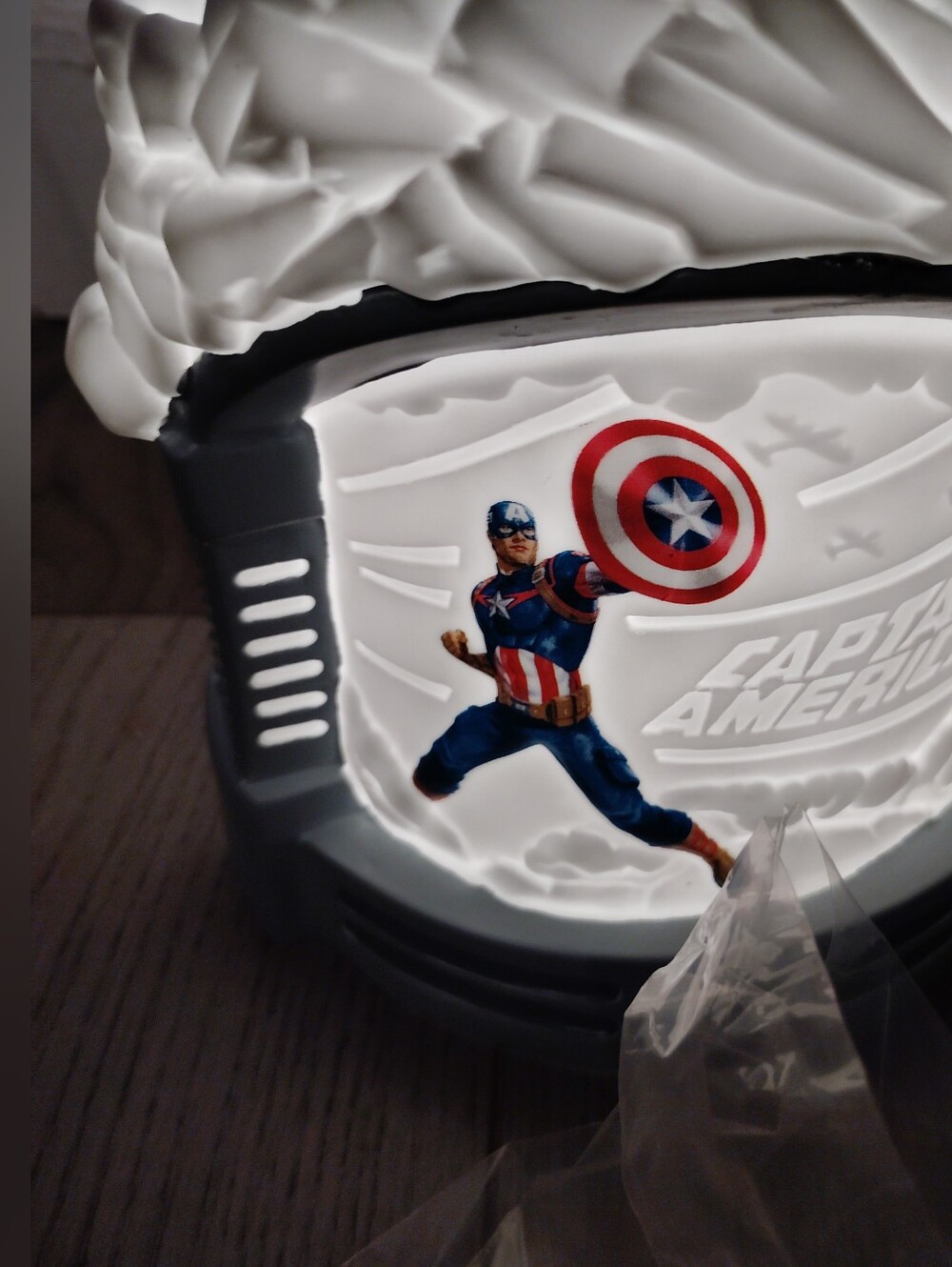 New In Box Avengers Captain America Marvel Wax Warmer Lit Licensed Scentsy